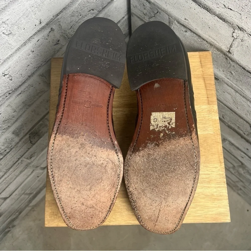 Florsheim Wingtip Oxford Dress Shoe - Picture 7 of 8